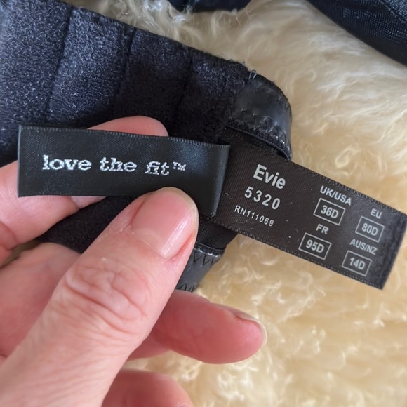 Black Panache Superbra Evie Strapless black convertible bra  5320 - Picture 7 of 12